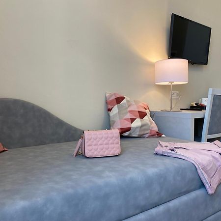 Hotel Eletto Санремо Номер фото