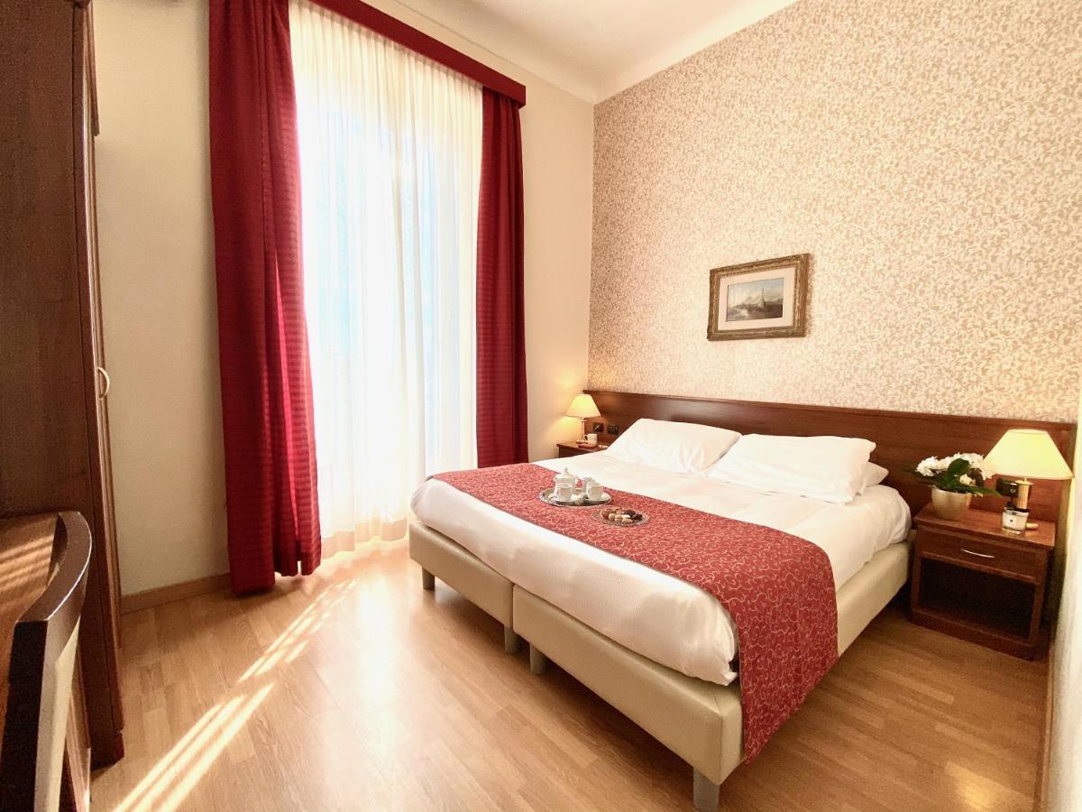 Hotel Eletto Санремо Екстер'єр фото