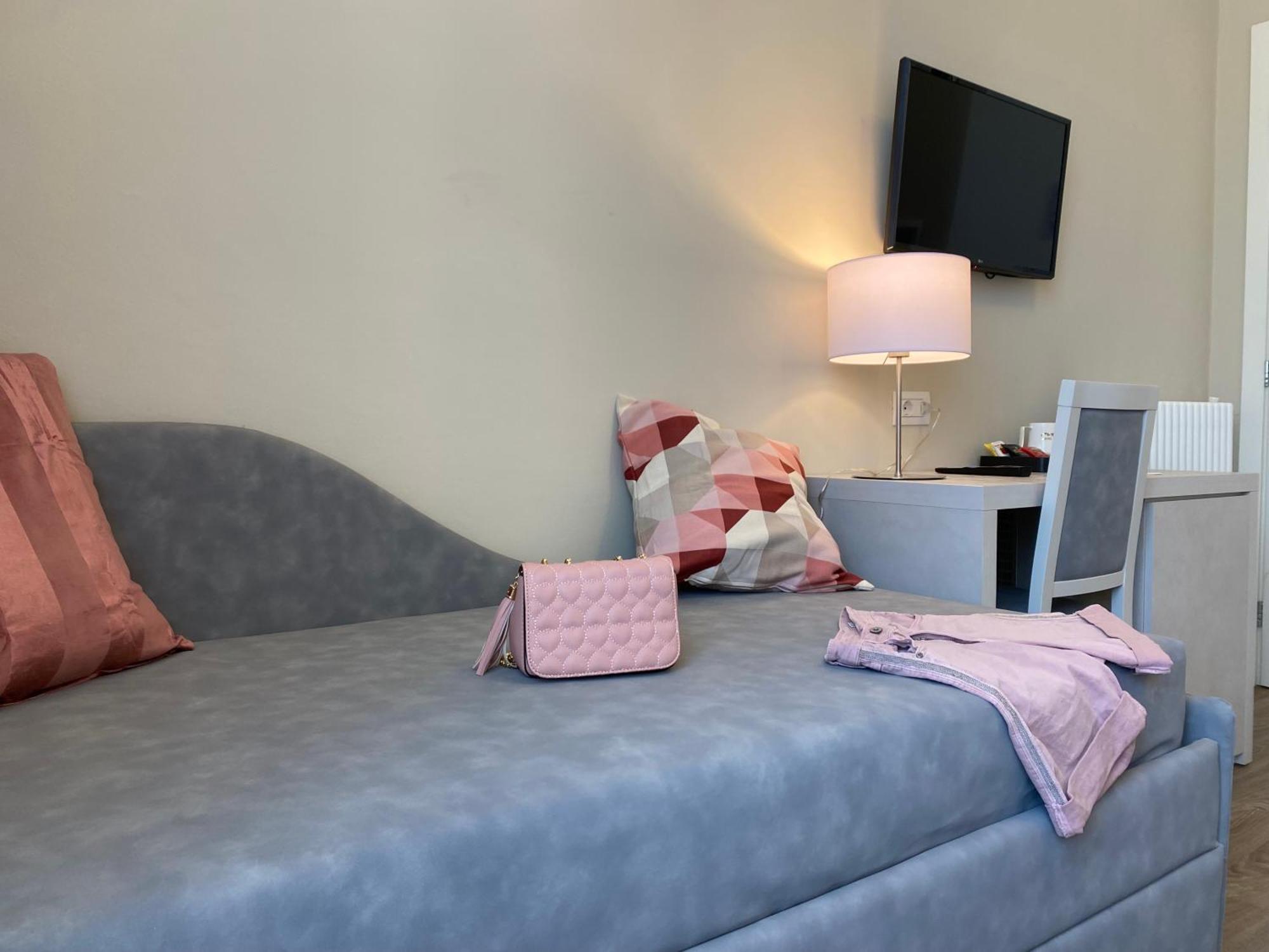 Hotel Eletto Санремо Номер фото